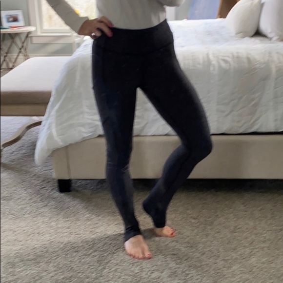 Lululemon Grey/Black Full Length Leggings - Picture 3 of 8